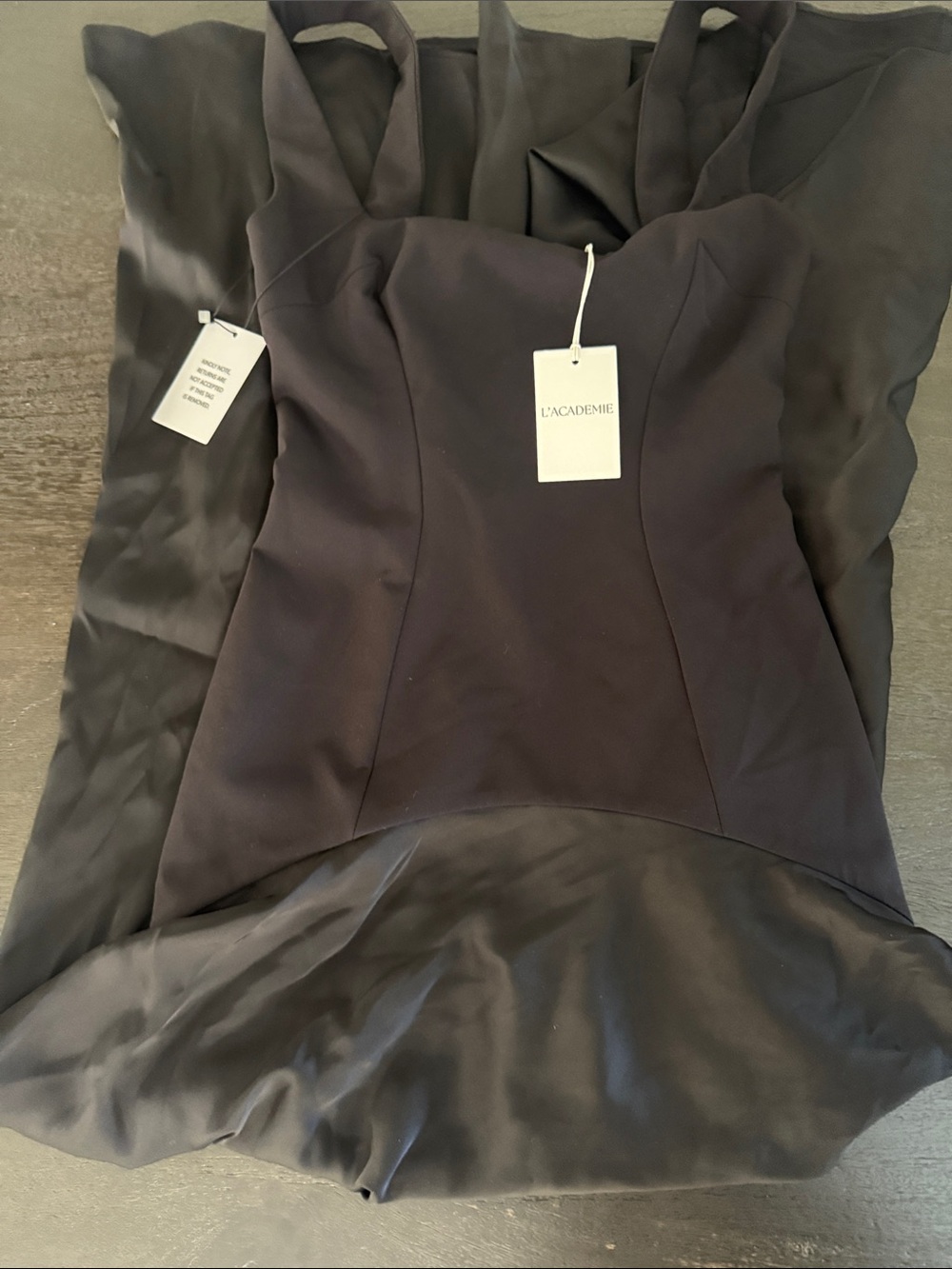 L’academie Sidney Gown - Picture 5 of 7